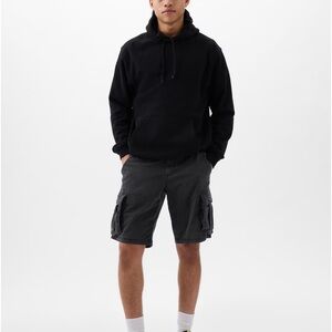 NWT men’s GAP cargo 11’ short